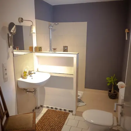 Sonnenuhr דירה בראונברג